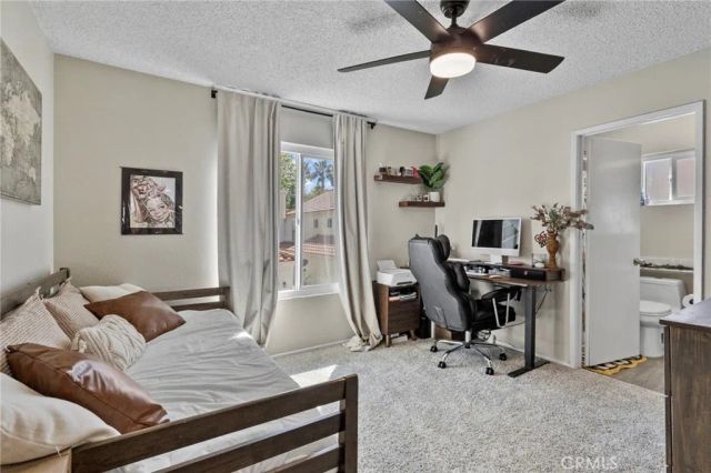 37940 42nd East, Palmdale, CA 93552