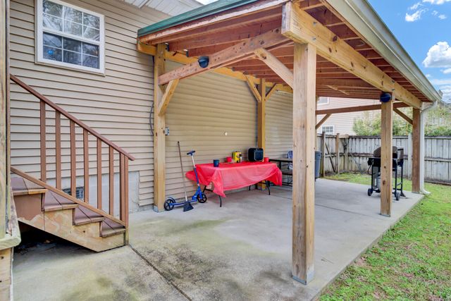 2212 N Sawmill Trace Lane, Charleston, SC 29420