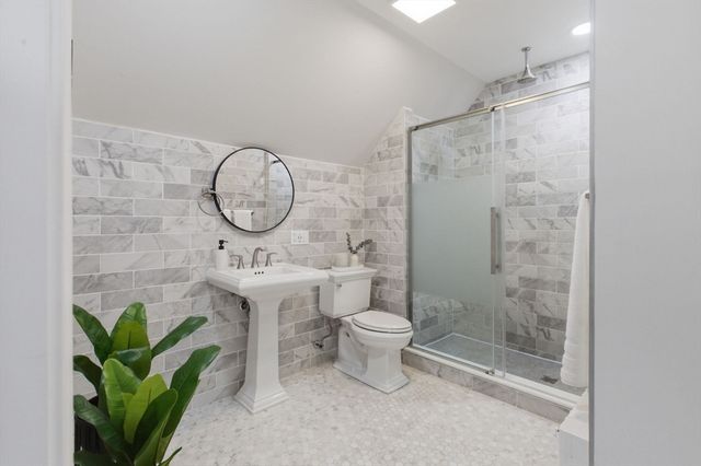 15 South Fairview Street 3, Boston, MA 02131