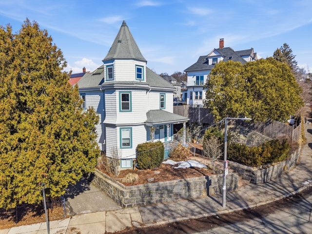 15 South Fairview Street 3, Boston, MA 02131