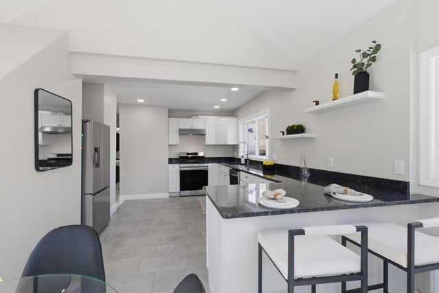 15 South Fairview Street 3, Boston, MA 02131