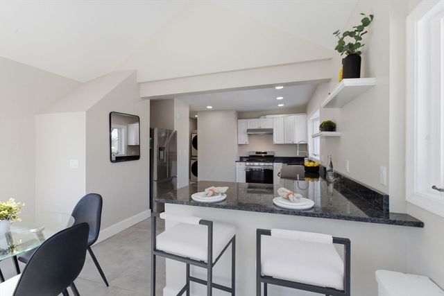 15 South Fairview Street 3, Boston, MA 02131