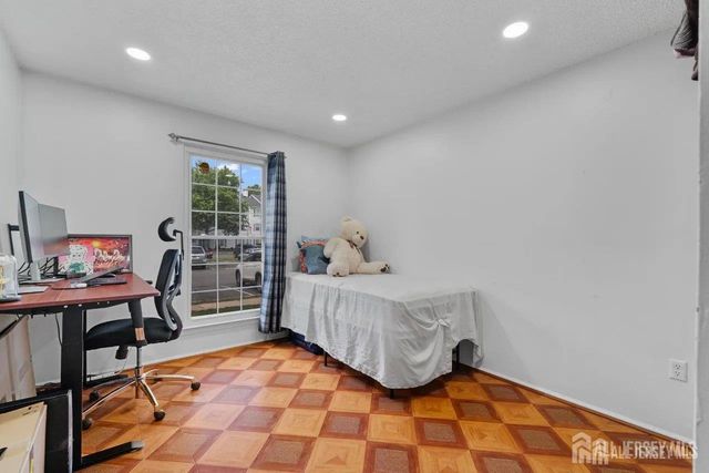 251 Kempsey Drive, North Brunswick, NJ 08902