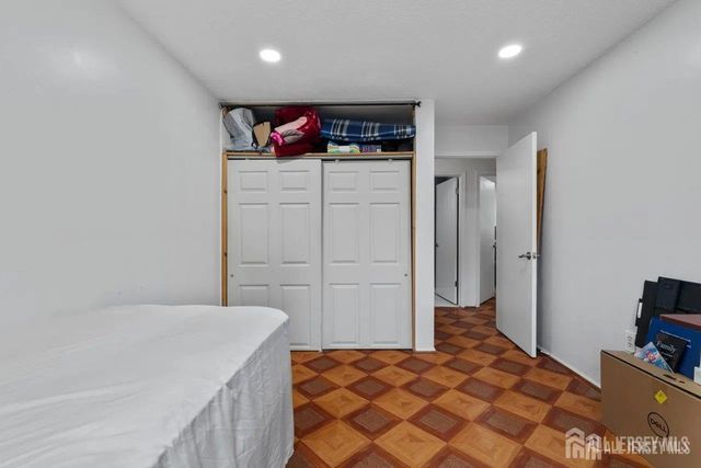 251 Kempsey Drive, North Brunswick, NJ 08902