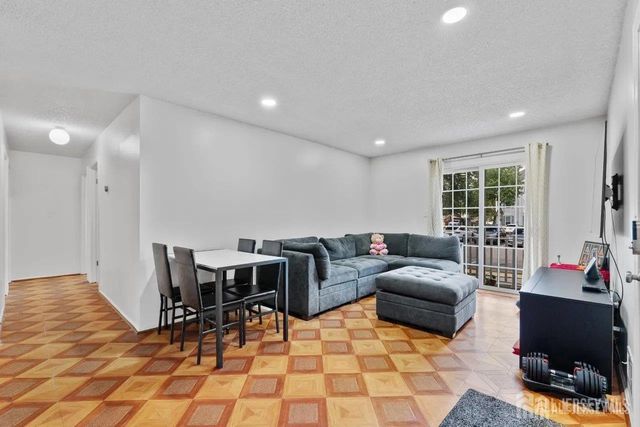 251 Kempsey Drive, North Brunswick, NJ 08902