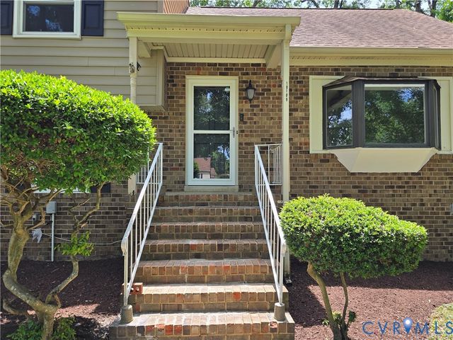 10109 Waltham Dr, Henrico, VA 23238