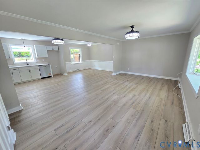 10109 Waltham Dr, Henrico, VA 23238