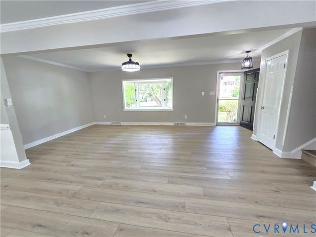 10109 Waltham Dr, Henrico, VA 23238