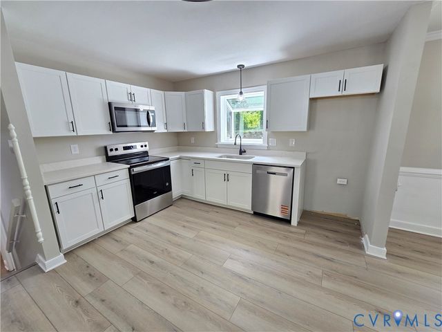 10109 Waltham Dr, Henrico, VA 23238