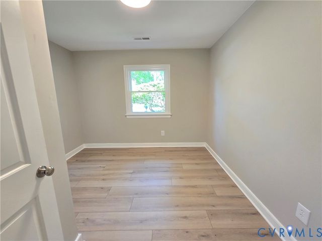 10109 Waltham Dr, Henrico, VA 23238