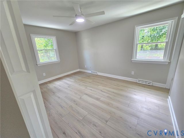 10109 Waltham Dr, Henrico, VA 23238