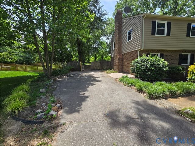 10109 Waltham Dr, Henrico, VA 23238