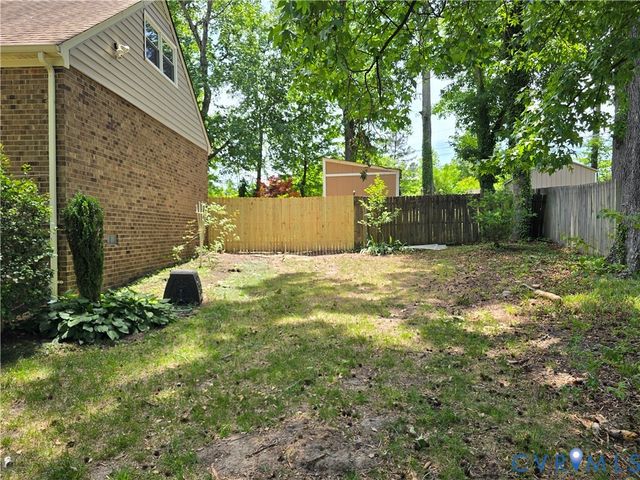 10109 Waltham Dr, Henrico, VA 23238