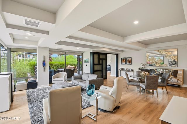 7117 E RANCHO VISTA Drive 3006, Scottsdale, AZ 85251