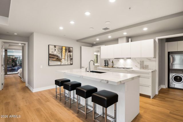 7117 E RANCHO VISTA Drive 3006, Scottsdale, AZ 85251