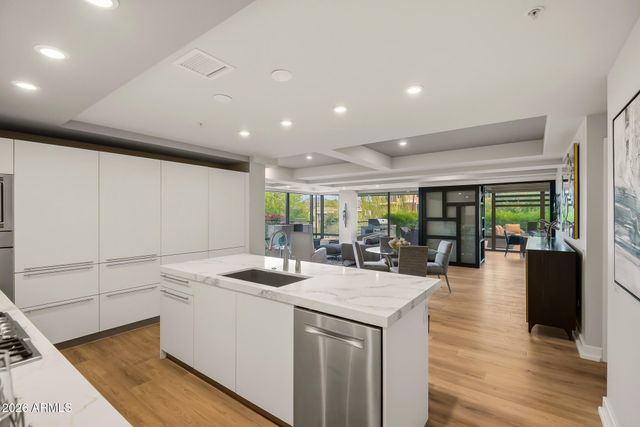 7117 E RANCHO VISTA Drive 3006, Scottsdale, AZ 85251