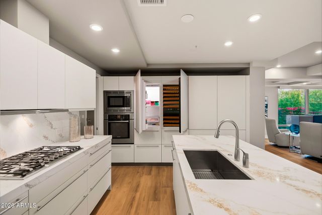 7117 E RANCHO VISTA Drive 3006, Scottsdale, AZ 85251