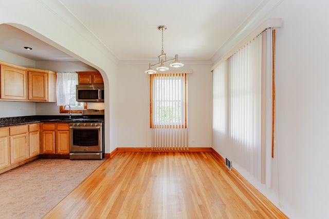 4340 Kolze Avenue, Schiller Park, IL 60176