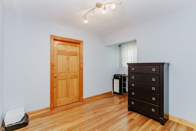 4340 Kolze Avenue, Schiller Park, IL 60176