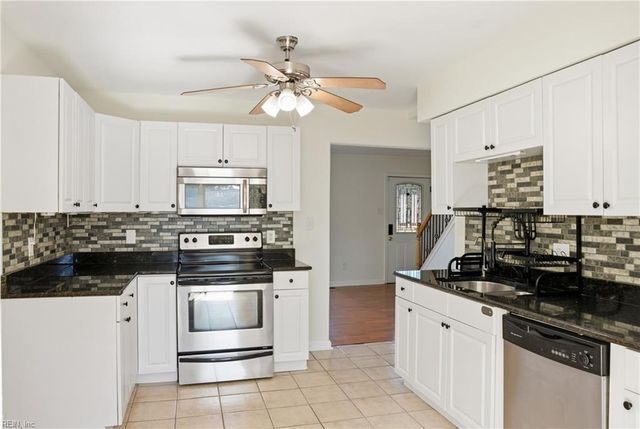 624 Cunningham RD, Virginia Beach, VA 23462