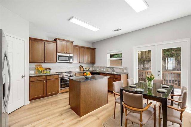 1781 Liberty NW Parkway, Atlanta, GA 30318