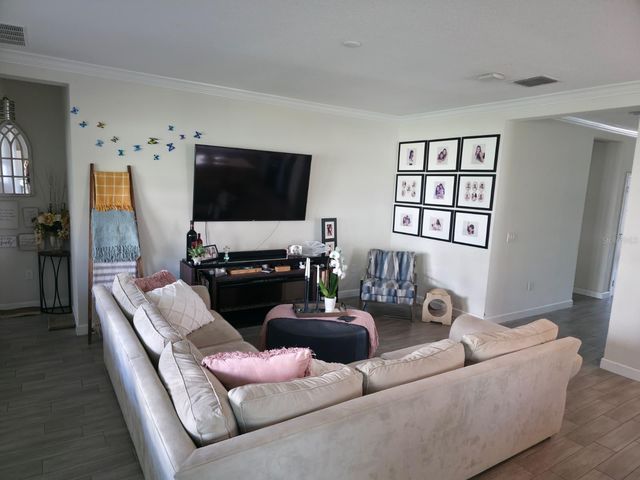 1211 DORA PARC LANE, Mount Dora, FL 32757