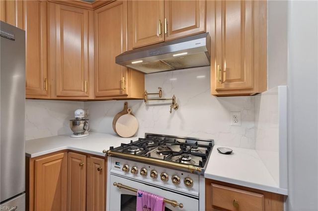 1116 Walnut Neck AVE, Chesapeake, VA 23320