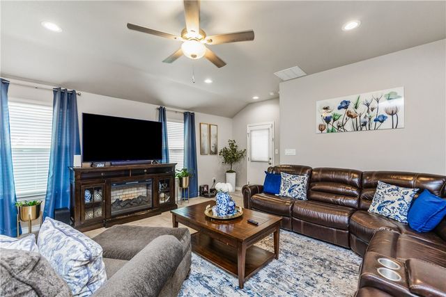 2753 Excelsior Blvd, Corpus Christi, TX 78415