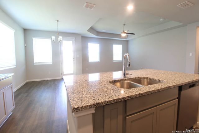 3713 Tripps, Seguin, TX 78155