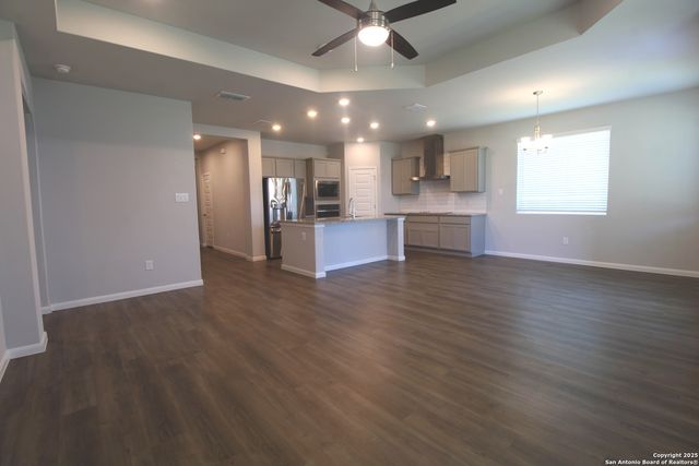 3713 Tripps, Seguin, TX 78155