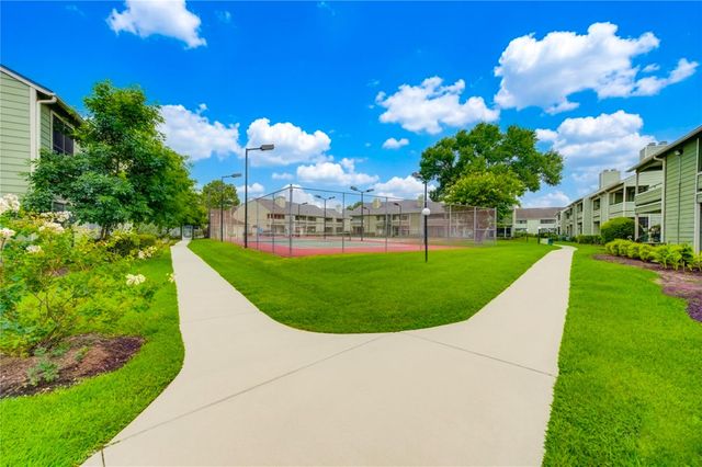 14777 Wunderlich Drive 1006, Houston, TX 77069
