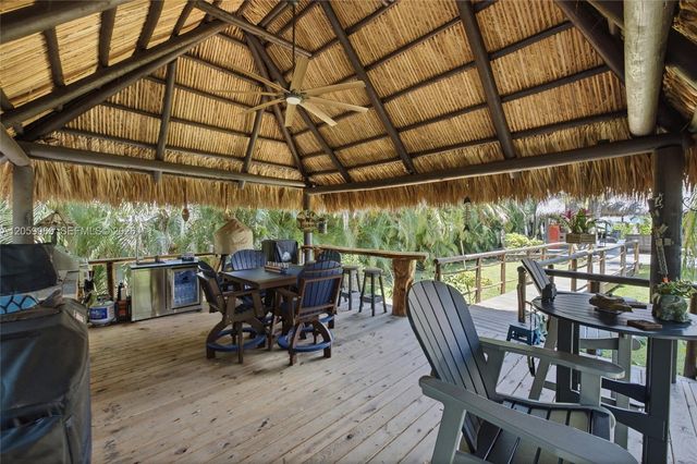 5011 Hawkhurst Avenue, Southwest Ranches, FL 33331