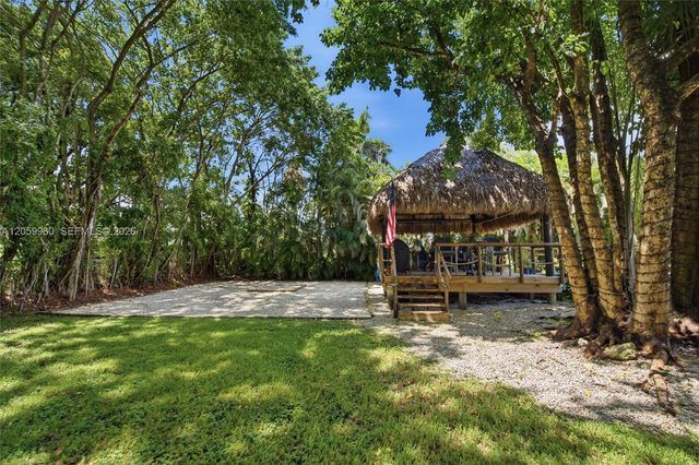 5011 Hawkhurst Avenue, Southwest Ranches, FL 33331