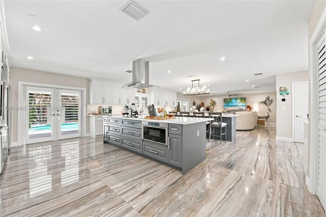 5011 Hawkhurst Avenue, Southwest Ranches, FL 33331