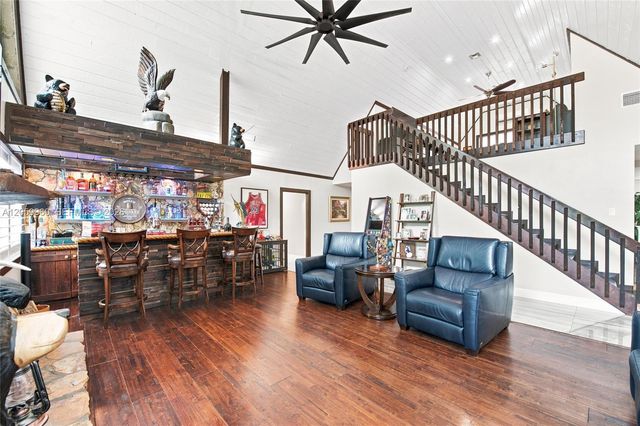 5011 Hawkhurst Avenue, Southwest Ranches, FL 33331