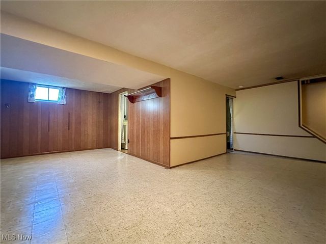 4651 Warwick Drive S, Canfield, OH 44406