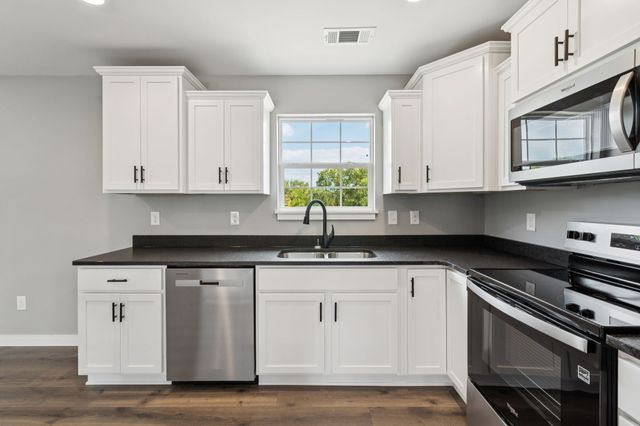 134 Alice Preston Loop, Gordonsville, TN 38563