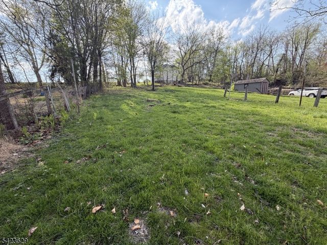 564 Warren St, Phillipsburg Town, NJ 08865