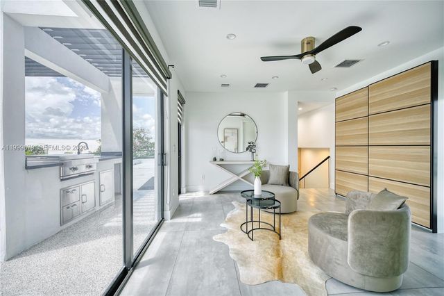 2613 Center Avenue, Fort Lauderdale, FL 33308