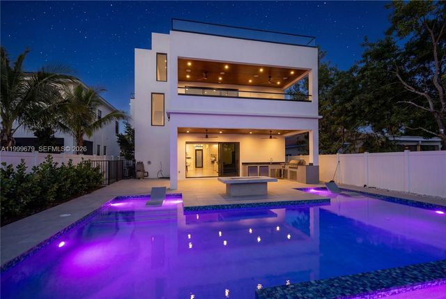2613 Center Avenue, Fort Lauderdale, FL 33308