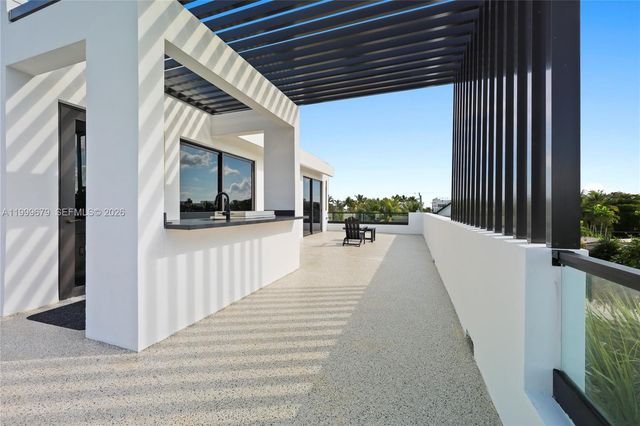 2613 Center Avenue, Fort Lauderdale, FL 33308