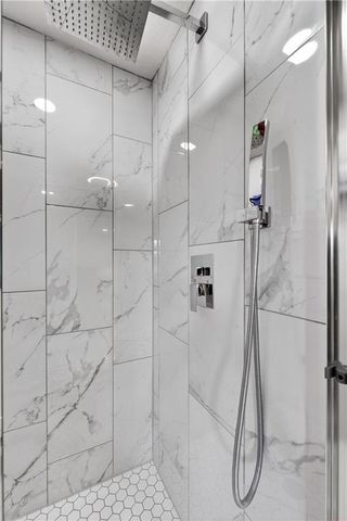 3527 Forest Avenue, Kansas City, MO 64109