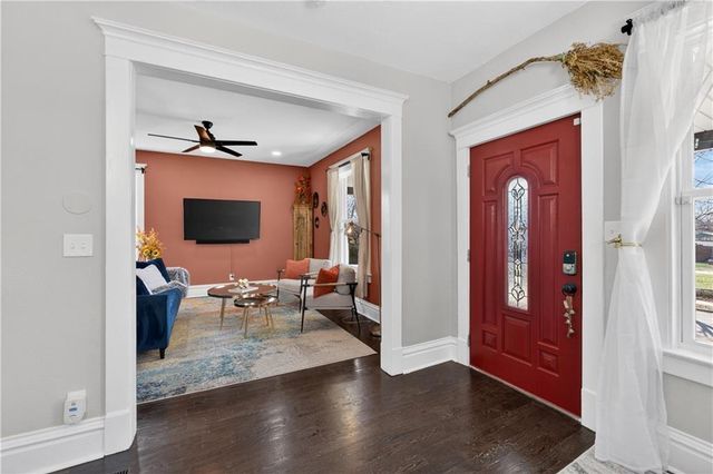 3527 Forest Avenue, Kansas City, MO 64109