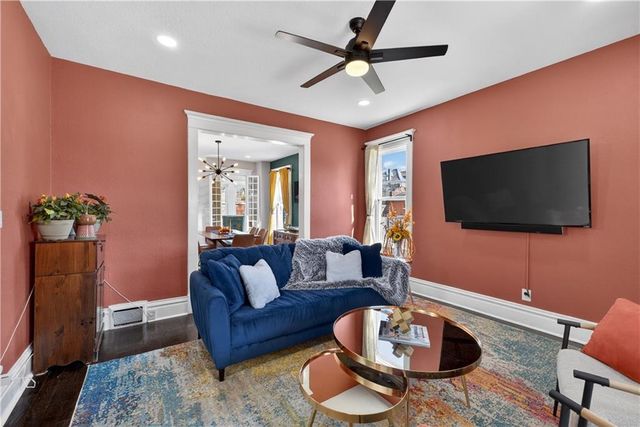 3527 Forest Avenue, Kansas City, MO 64109