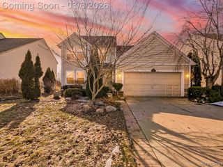 729 W Margaret Lane, Pontiac, MI 48341