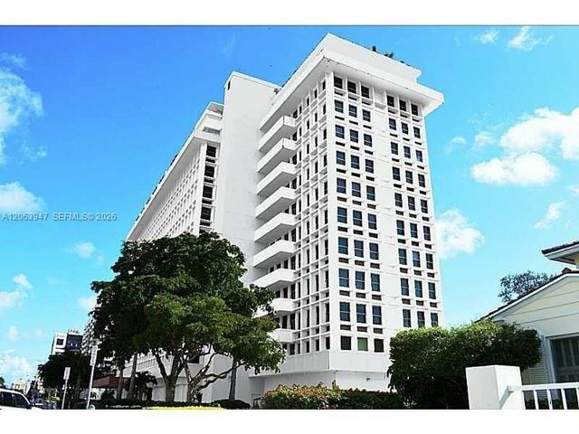 700 Biltmore Way 215, Coral Gables, FL 33134