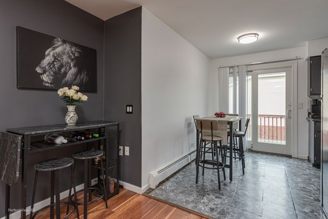 370 Echo Lane 3, Aurora, IL 60504