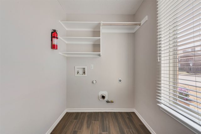 1201 Christopher Lane, Lewisville, TX 75077