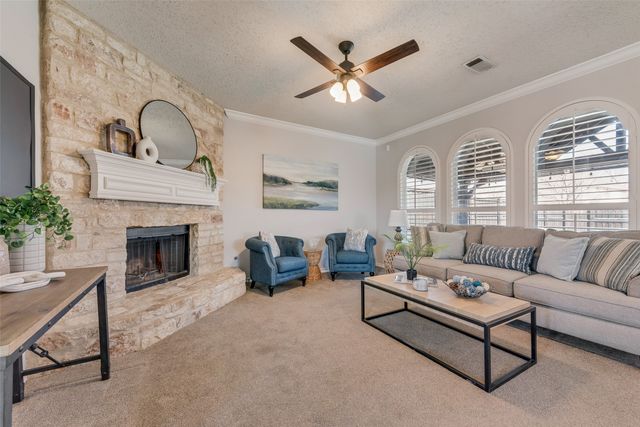 1201 Christopher Lane, Lewisville, TX 75077