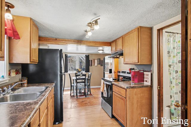 814 E Summit Street, Greenville, MI 48838